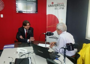 Entrevista Radio Pichincha Universal – Presentación del libro «Capitalismo Financiero y Comunicación»